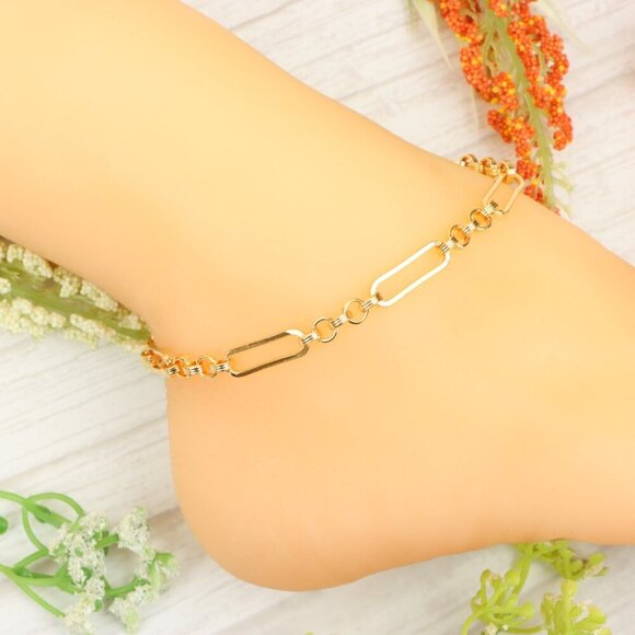 "Handmade Anklet – Elegant & Delicate Jewelry for Women | UNVRC1532 - Picture 6 of 10